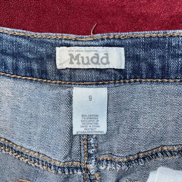 Mudd Size 9 Super Distressed Skinny Jeans - Picture 2 of 2